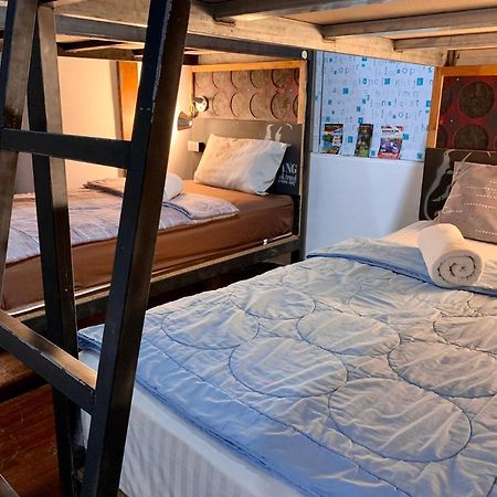 Chang Bed And Bar Hostel (Adults Only) Surat Thani Esterno foto