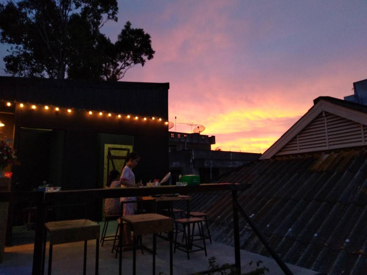 Chang Bed And Bar Hostel (Adults Only) Surat Thani Esterno foto
